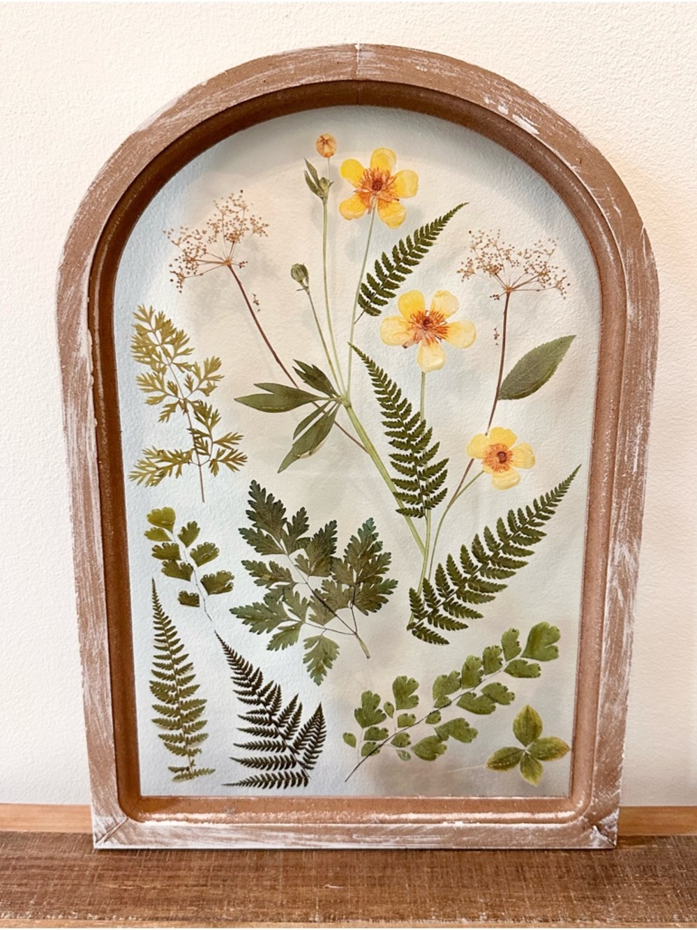 Wooden Glass Framed Pressed Flower Sign Wall Decor Botanical Wildflower 10 X 14”